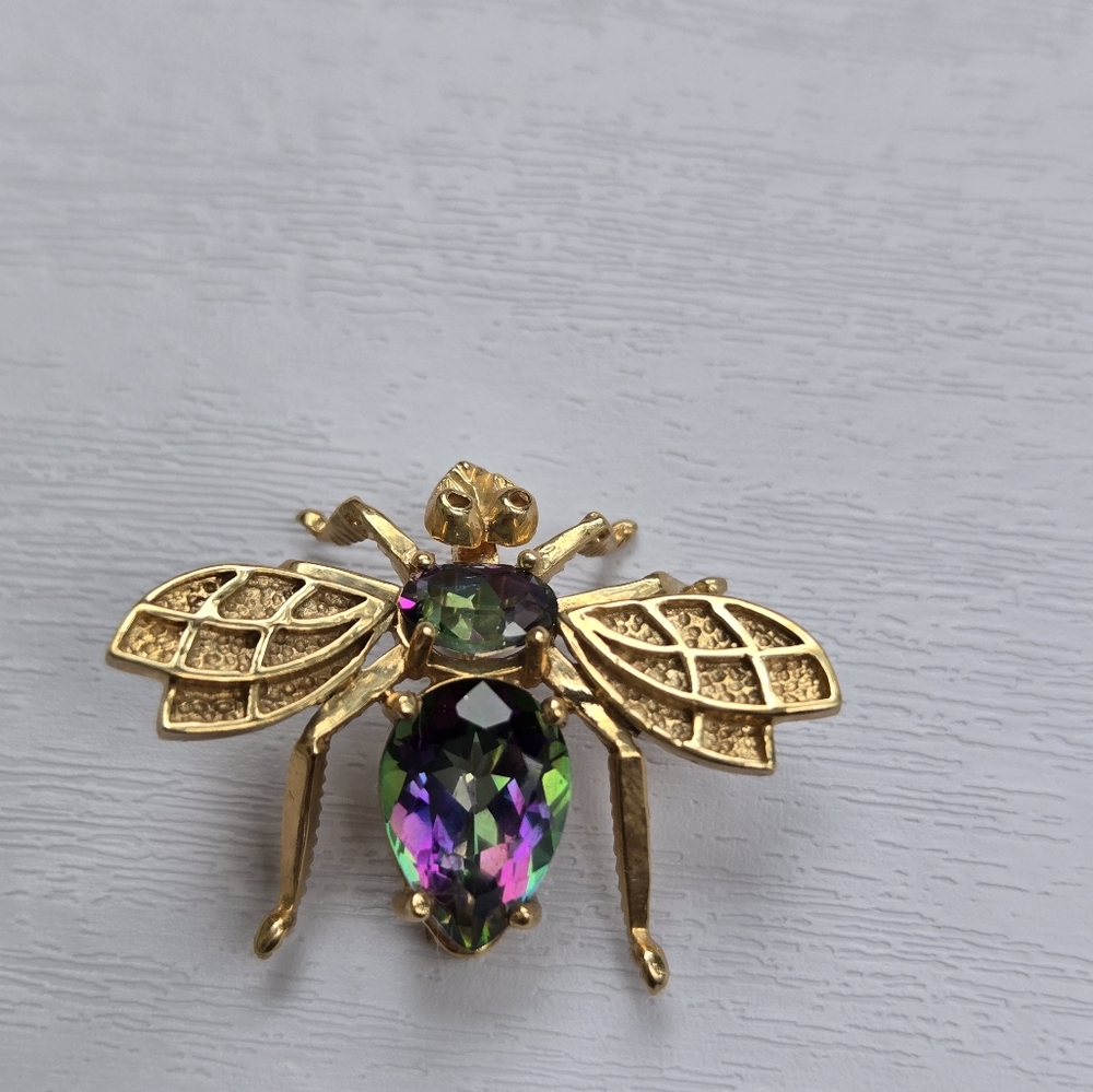10K Gold and Multicolor Rhinestone Bee Brooch